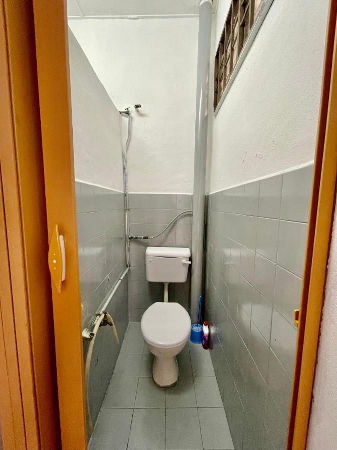 Cozy 255 Entire 3 Bedroom House At Alma بوكيت ميرتاجام المظهر الخارجي الصورة