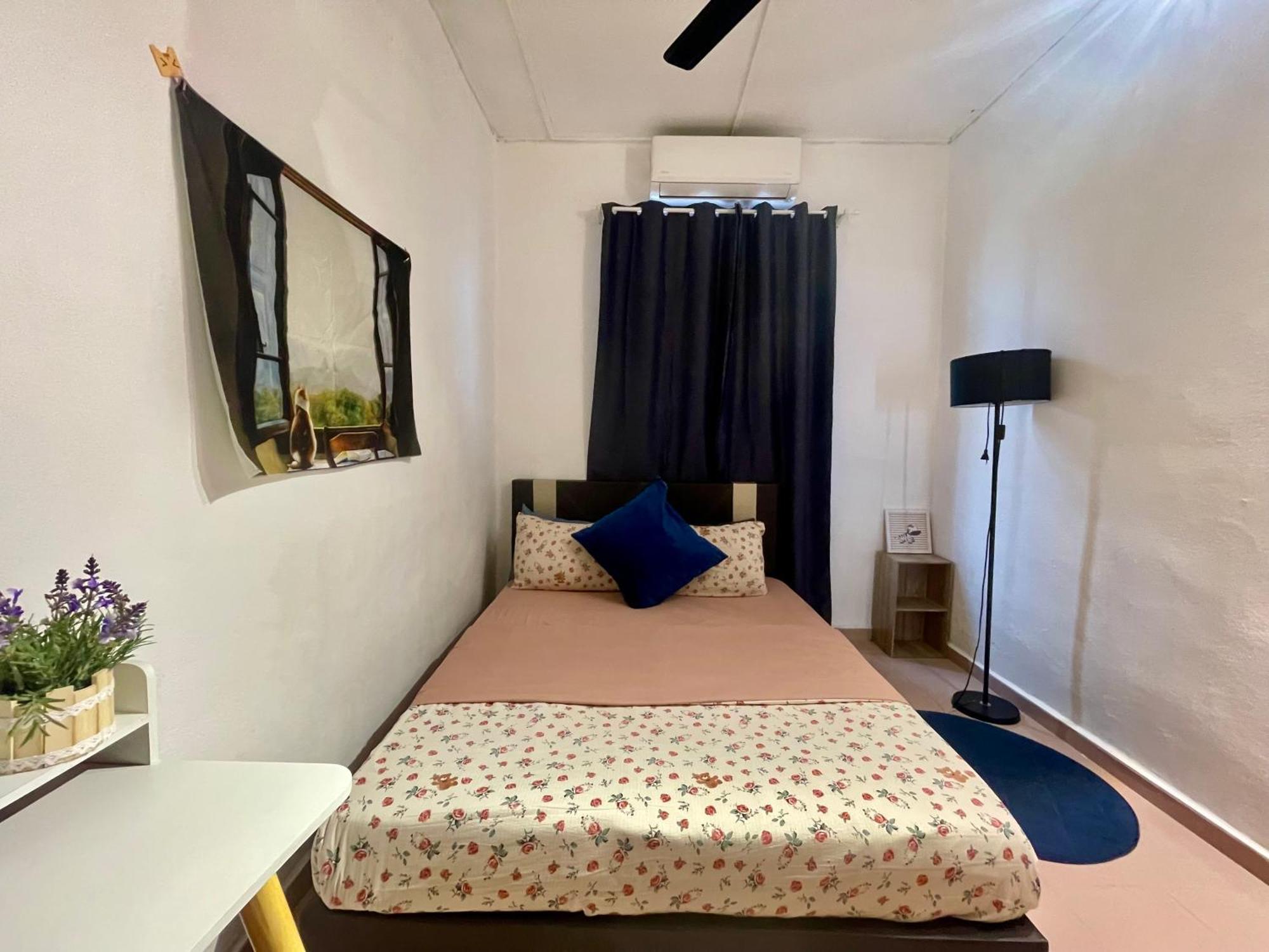 Cozy 255 Entire 3 Bedroom House At Alma بوكيت ميرتاجام المظهر الخارجي الصورة